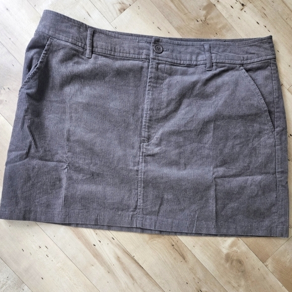 ASOS corduroy mini skirt - Picture 3 of 7